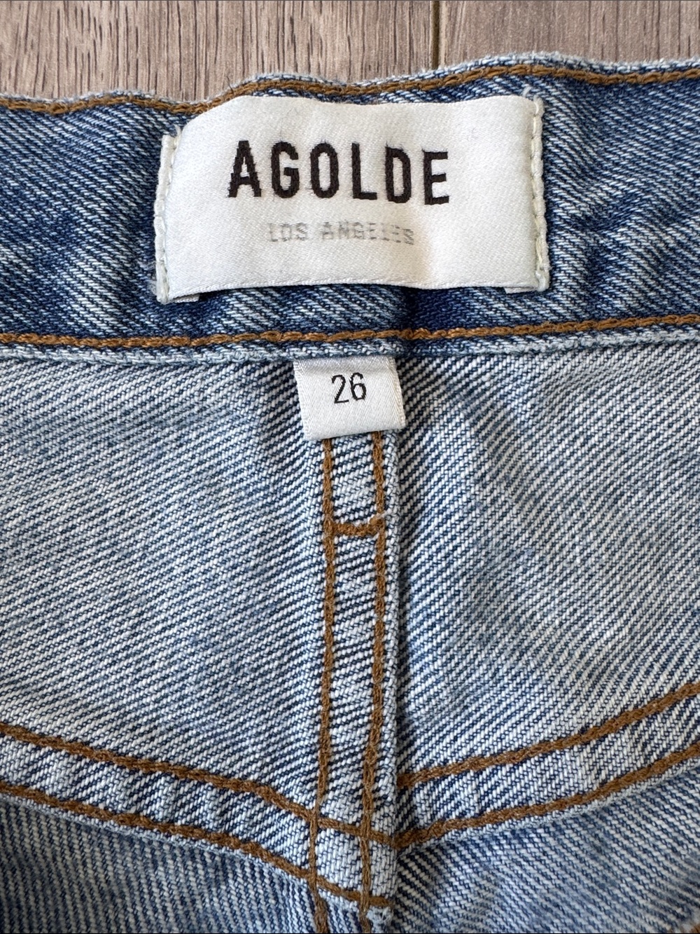 AGOLDE Parker Vintage Cutoff Organic Cotton Denim Shorts Size 26 Button Fly - Picture 4 of 7